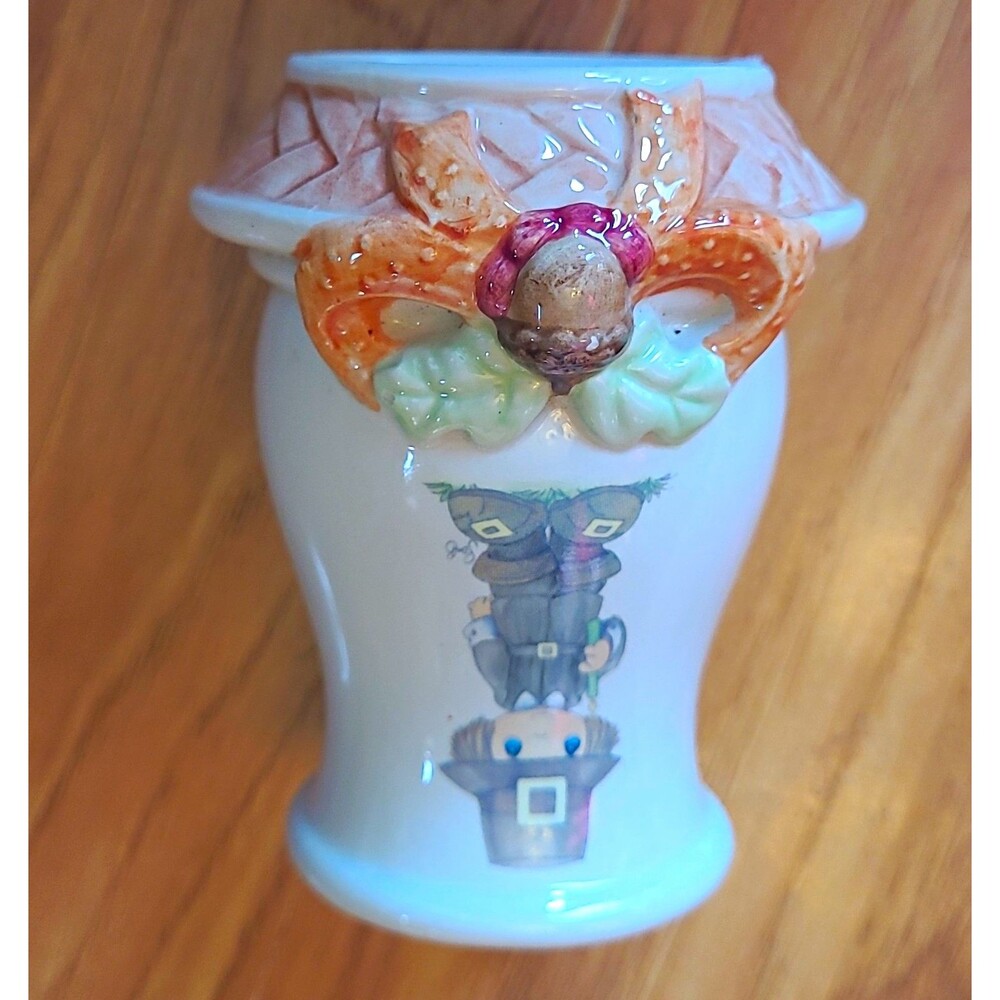 Precious Moments Ceramic Candle Holder Thanksgiving Pilgrim "Thanks To God"